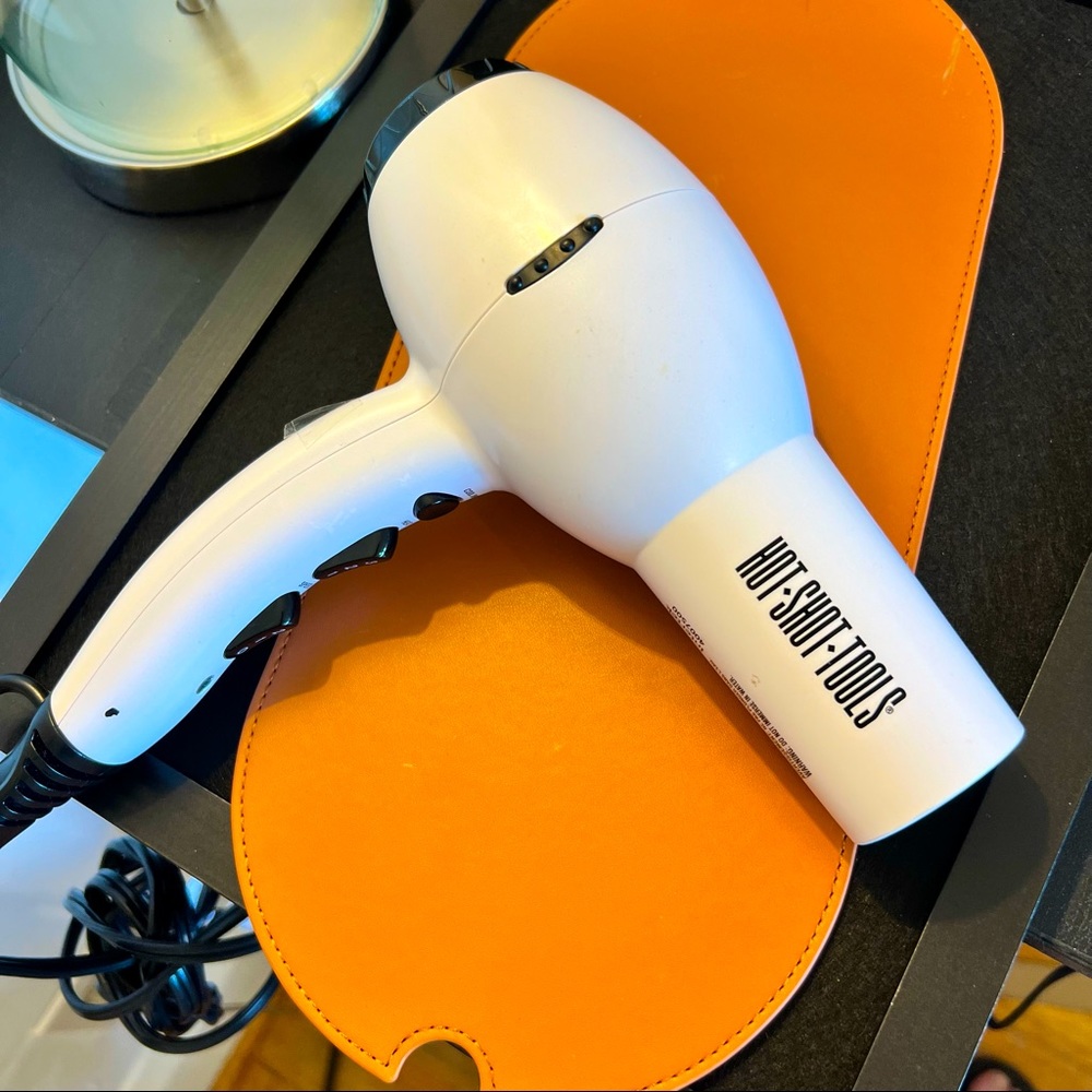 Hot Shot Tools Blow Dryer hairdryers $30